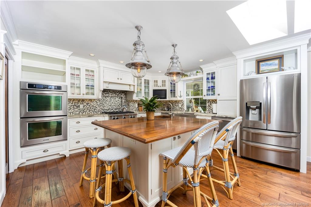 9 Lantana Lane