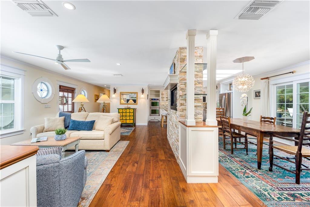 9 Lantana Lane
