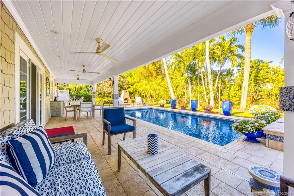 9 Lantana Lane