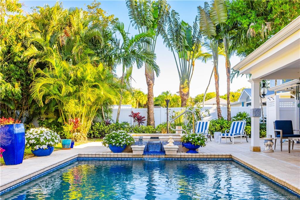 9 Lantana Lane