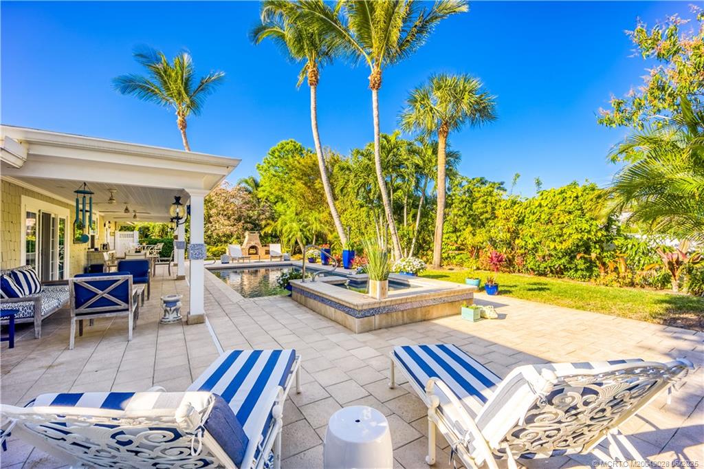 9 Lantana Lane