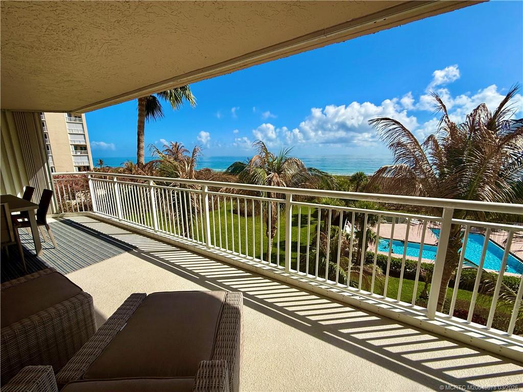 3880 N Highway A1a 403