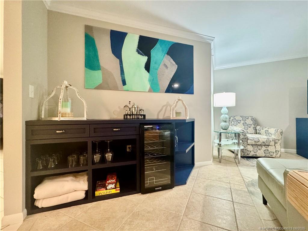 3880 N Highway A1a 403