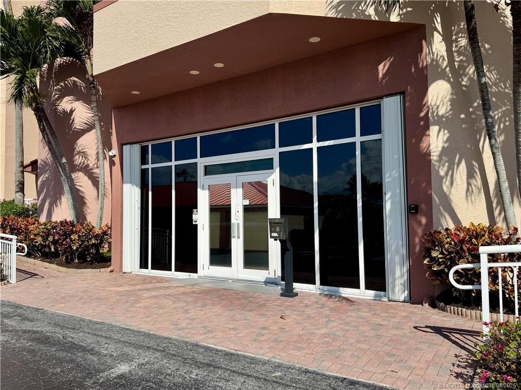 3880 N Highway A1a 403