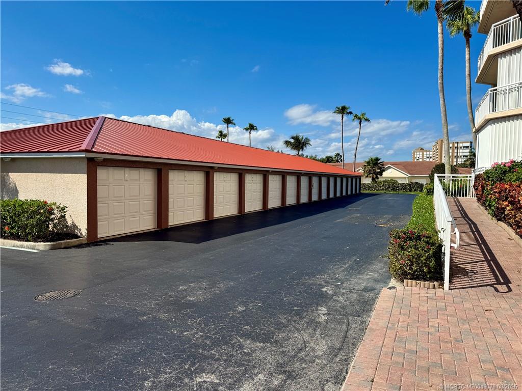 3880 N Highway A1a 403