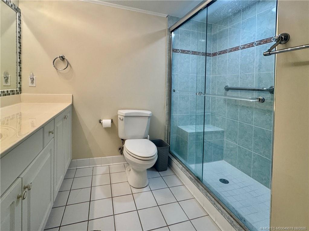 3880 N Highway A1a 403