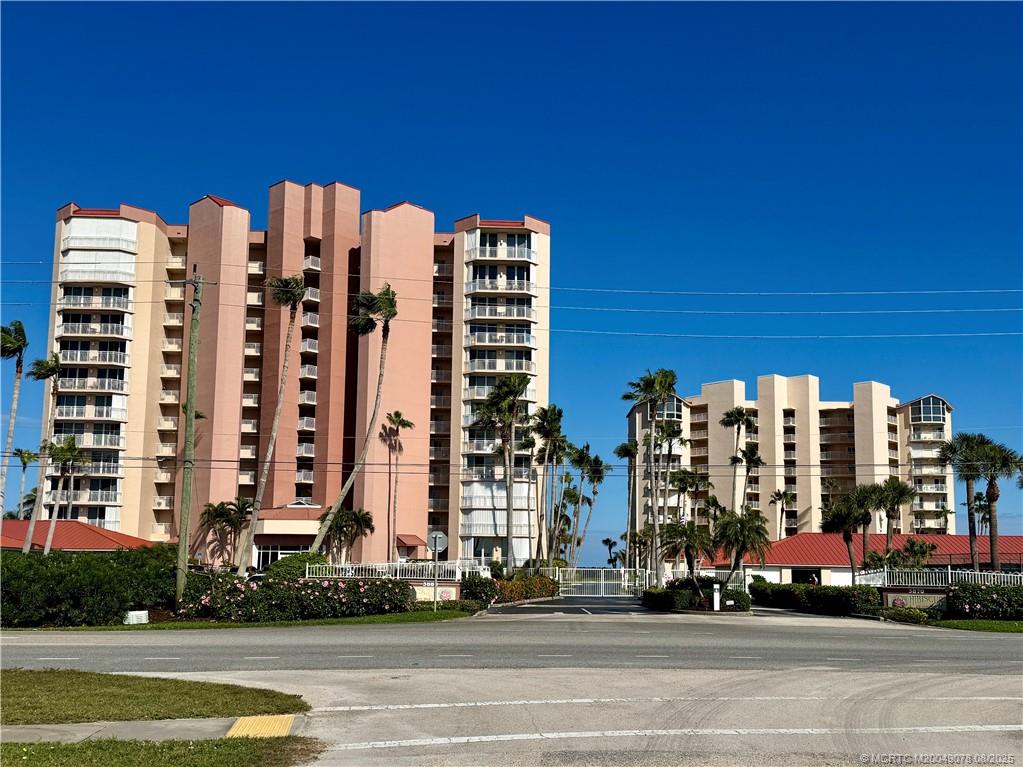 3880 N Highway A1a 403