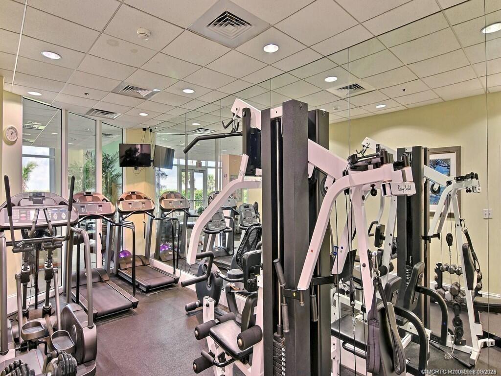 3880 N Highway A1a 403