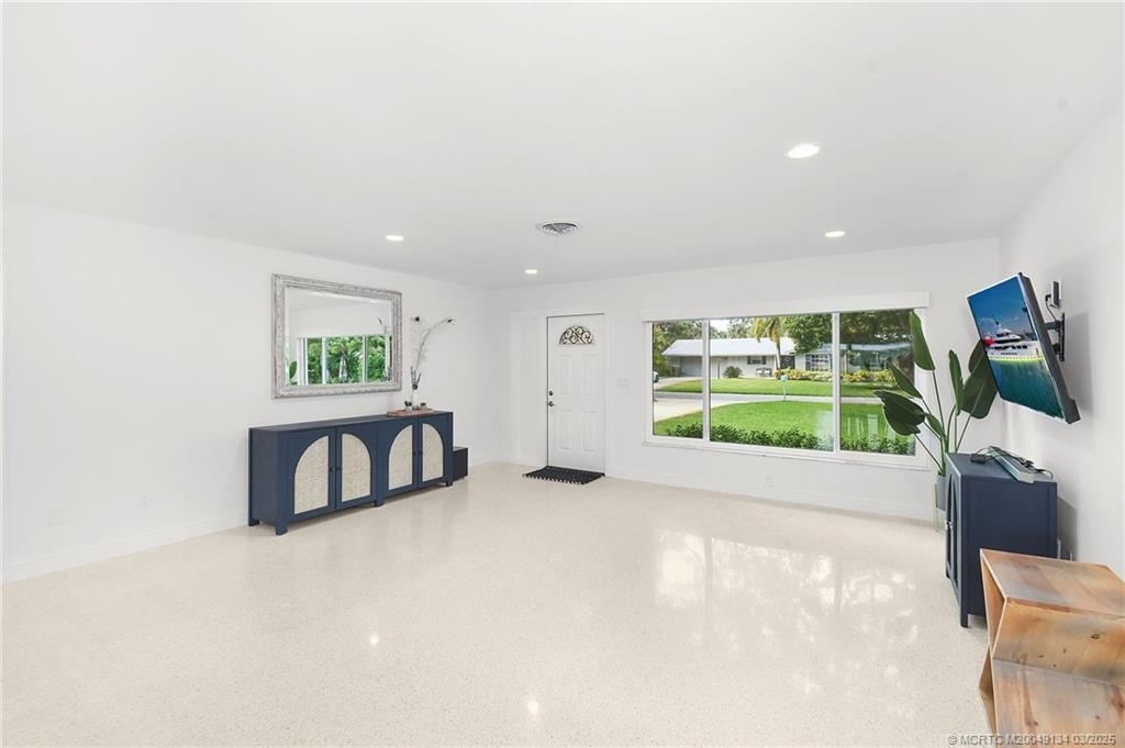 509 SW North Carolina Drive