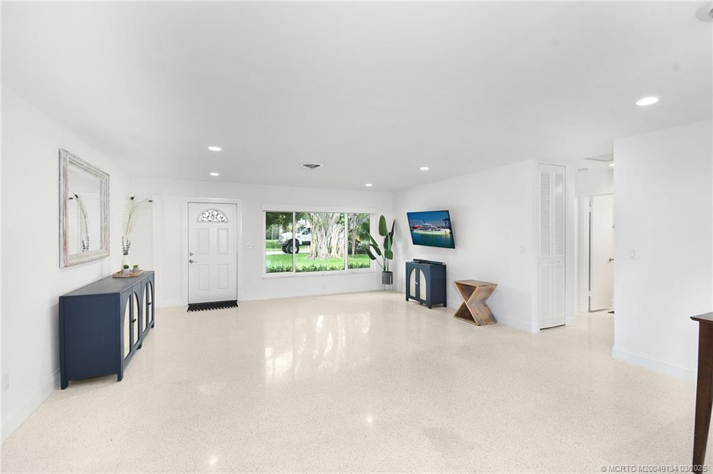509 SW North Carolina Drive