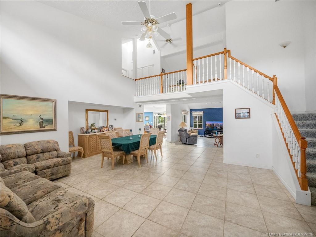 682 SW Falcon Street