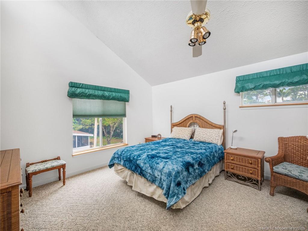 682 SW Falcon Street