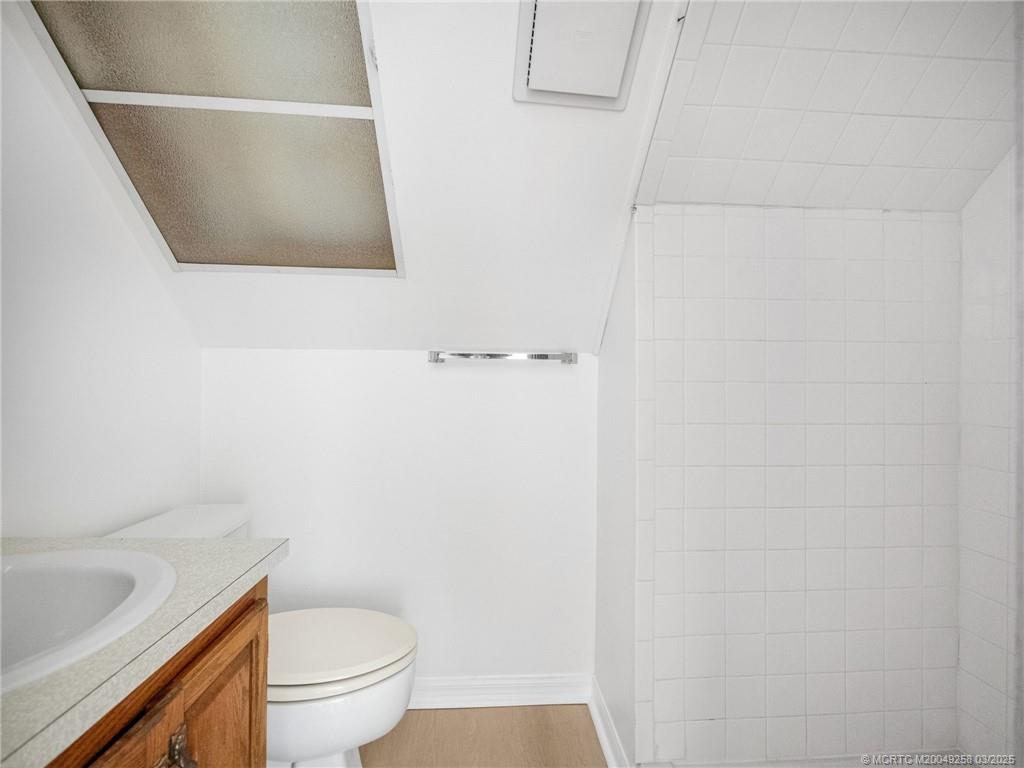 682 SW Falcon Street