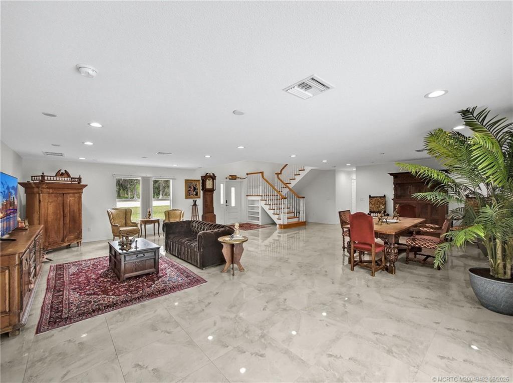 12424 US Highway 441 SE