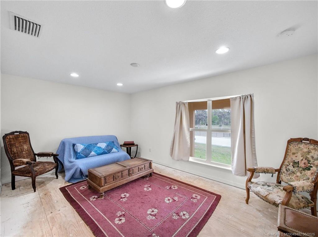 12424 US Highway 441 SE