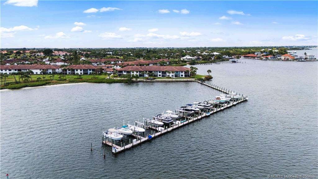 6101 SE Landing Way 5-16