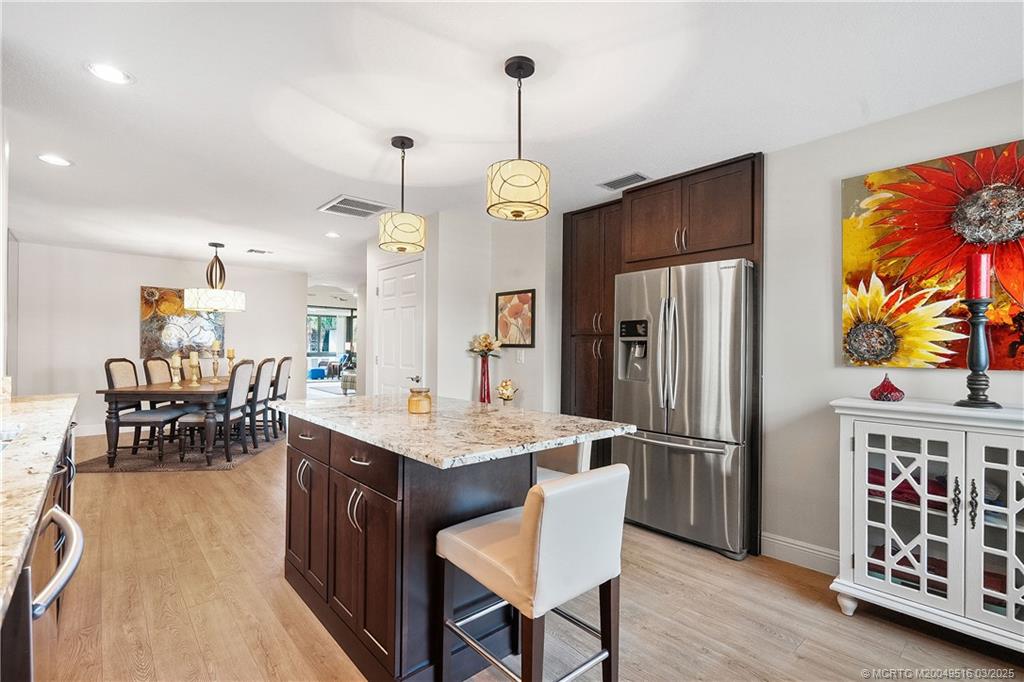 6101 SE Landing Way 5-16