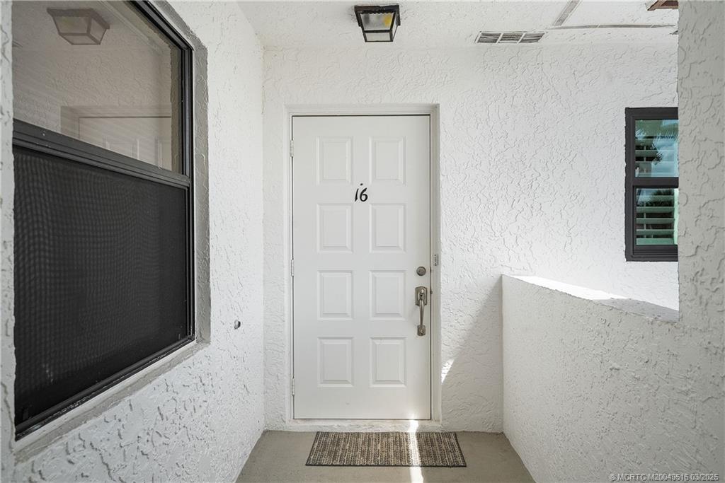 6101 SE Landing Way 5-16