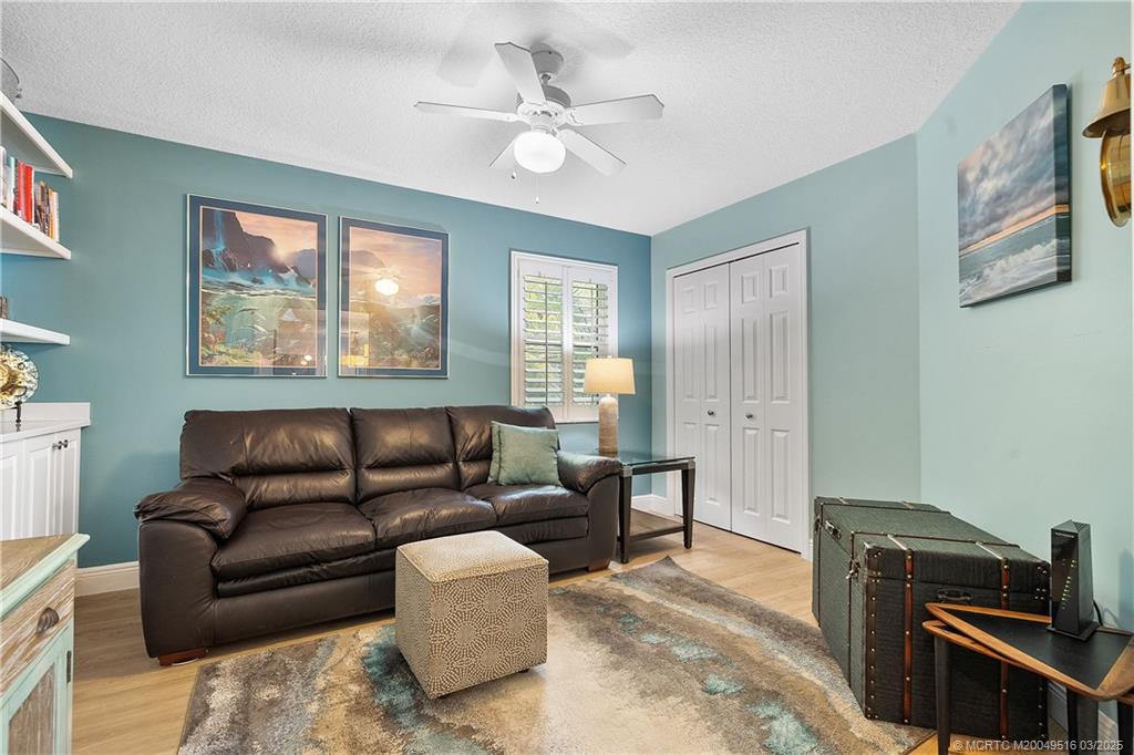 6101 SE Landing Way 5-16