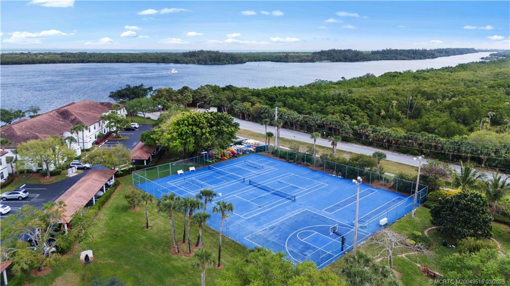 6101 SE Landing Way 5-16