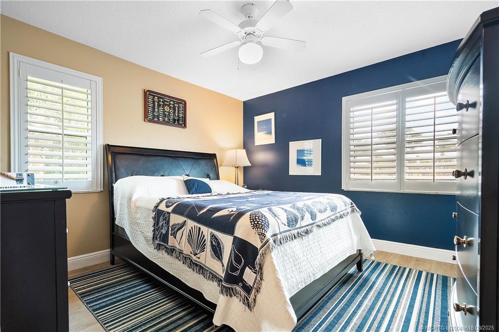 6101 SE Landing Way 5-16