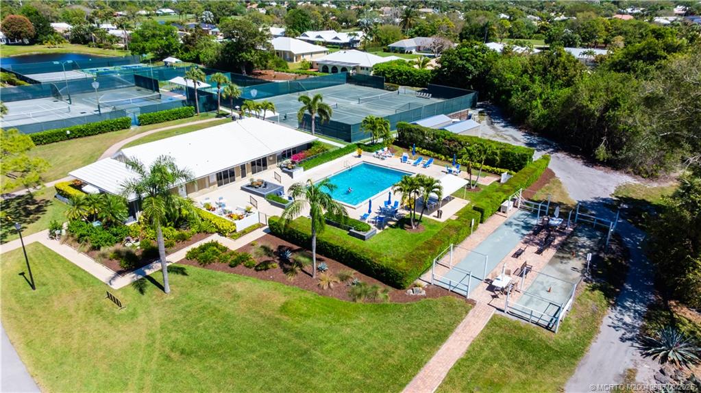 3401 SE Clubhouse Place