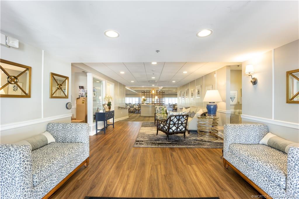 3401 SE Clubhouse Place