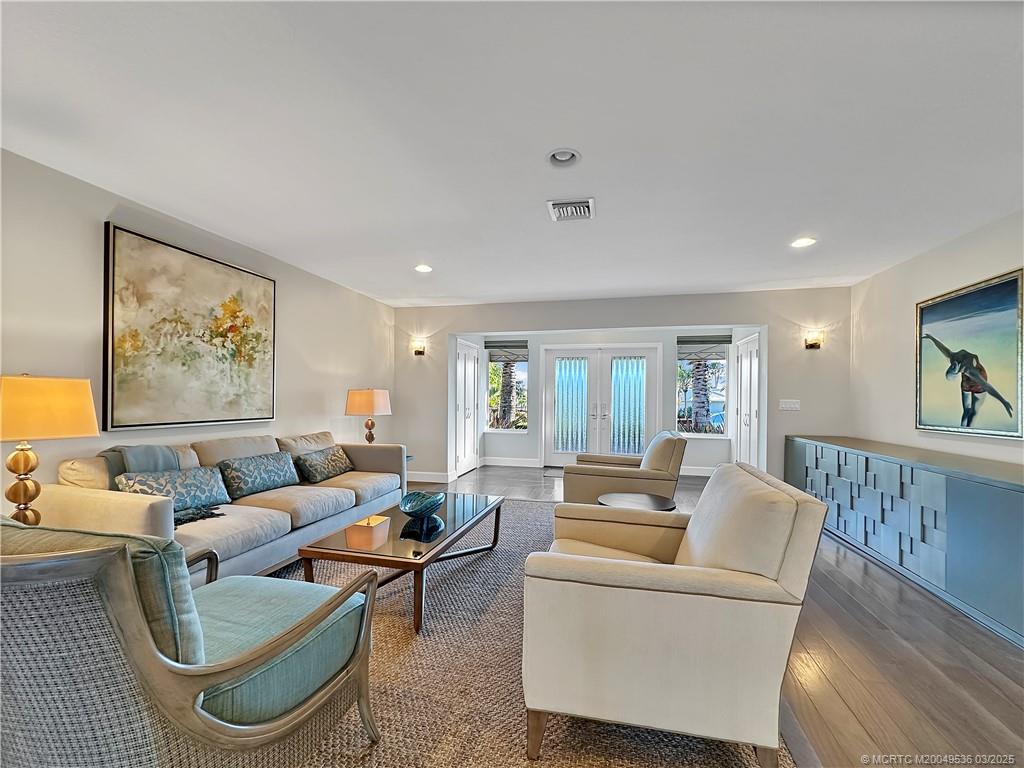 3401 SE Clubhouse Place