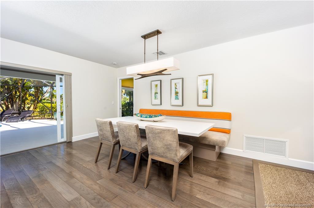3401 SE Clubhouse Place