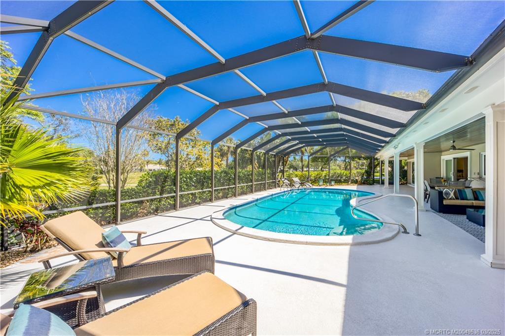 3401 SE Clubhouse Place