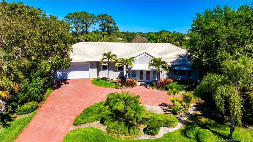 3401 SE Clubhouse Place
