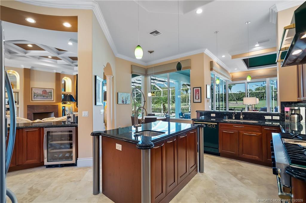 1639 SW Thornberry Circle