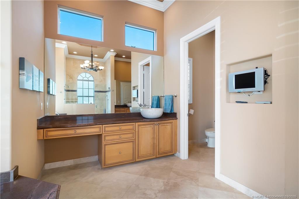 1639 SW Thornberry Circle