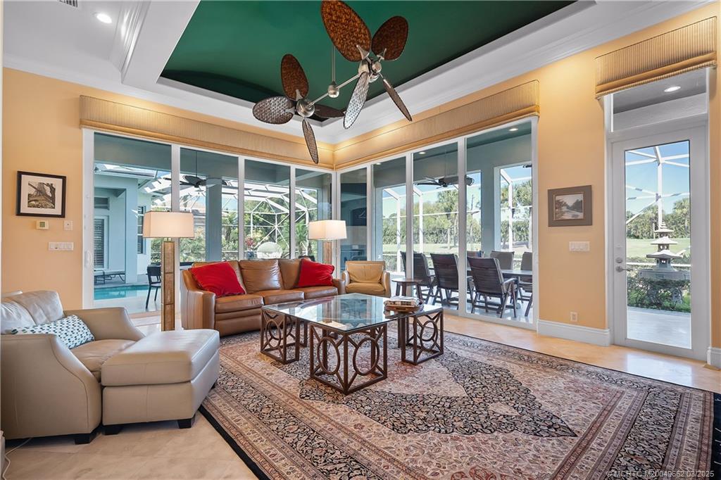 1639 SW Thornberry Circle