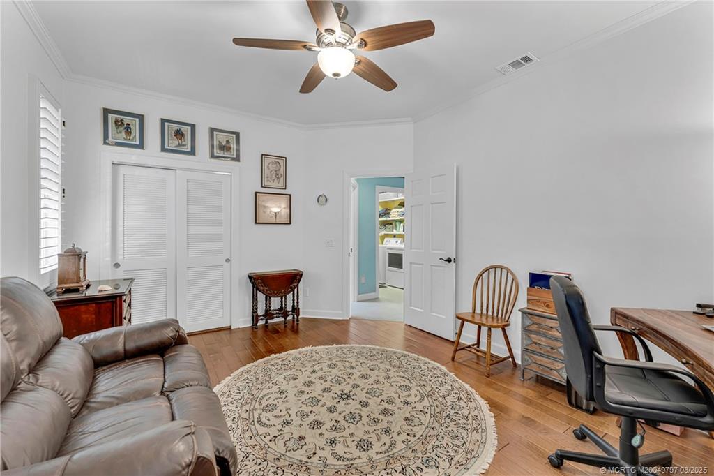 158 S River Road