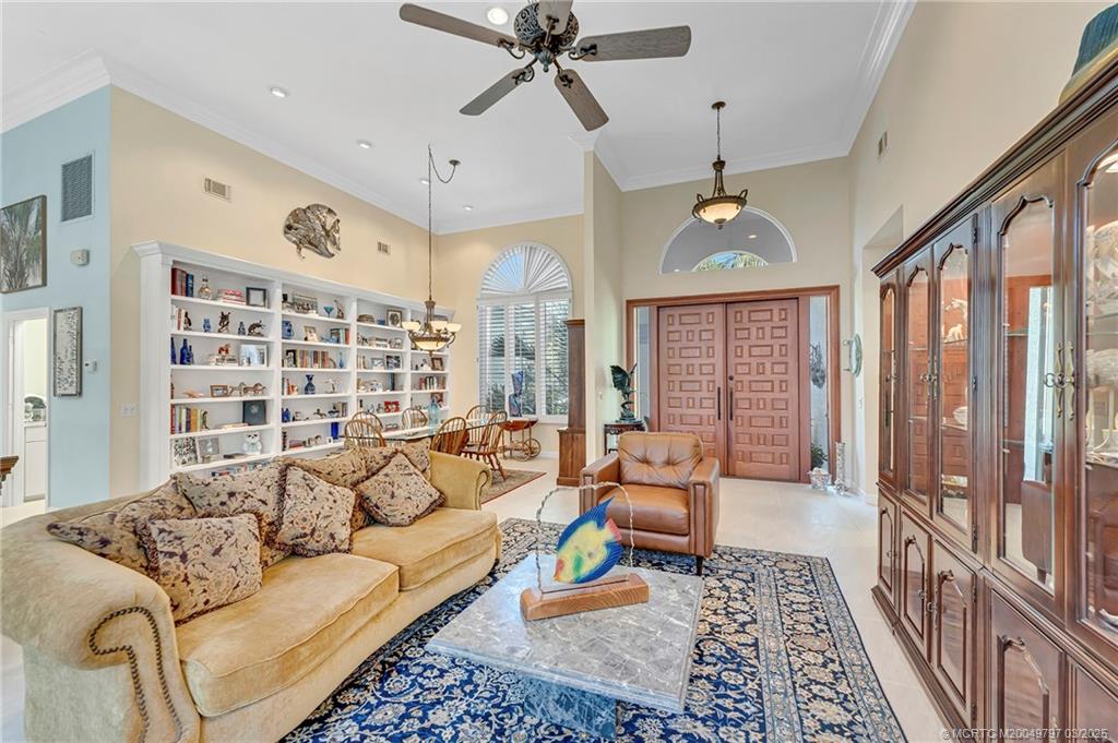 158 S River Road