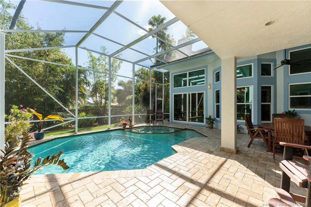 158 S River Road