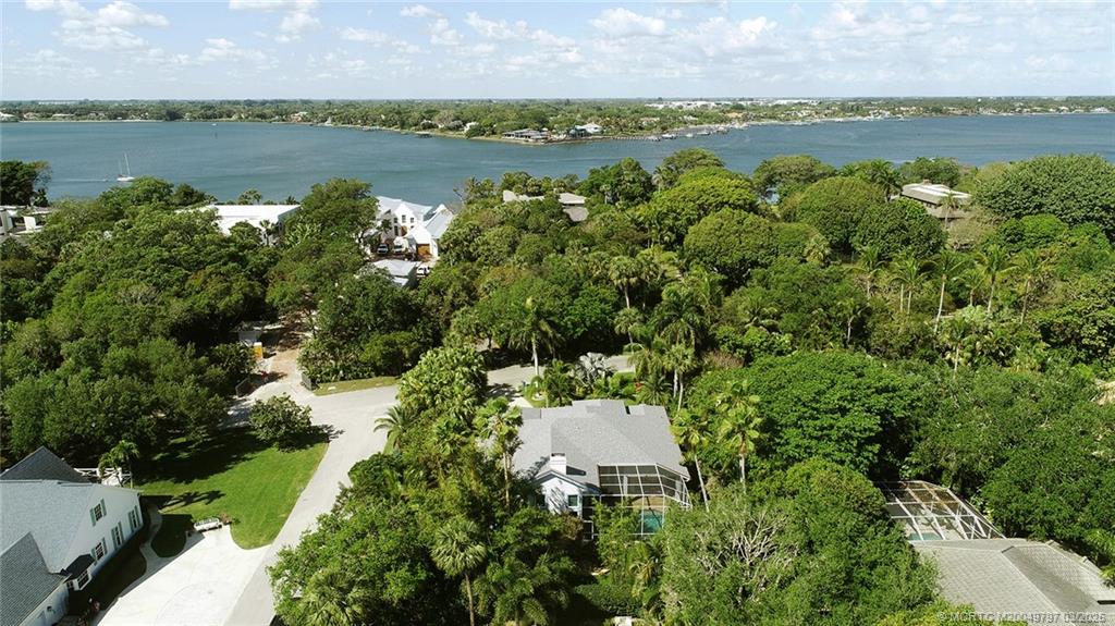 158 S River Road