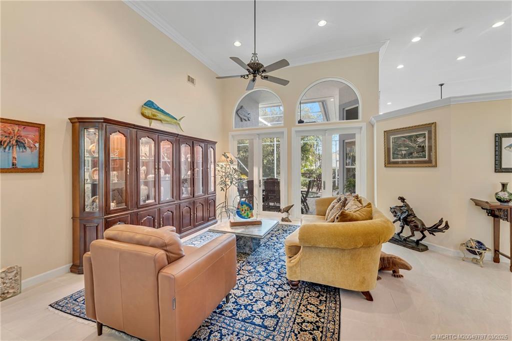 158 S River Road