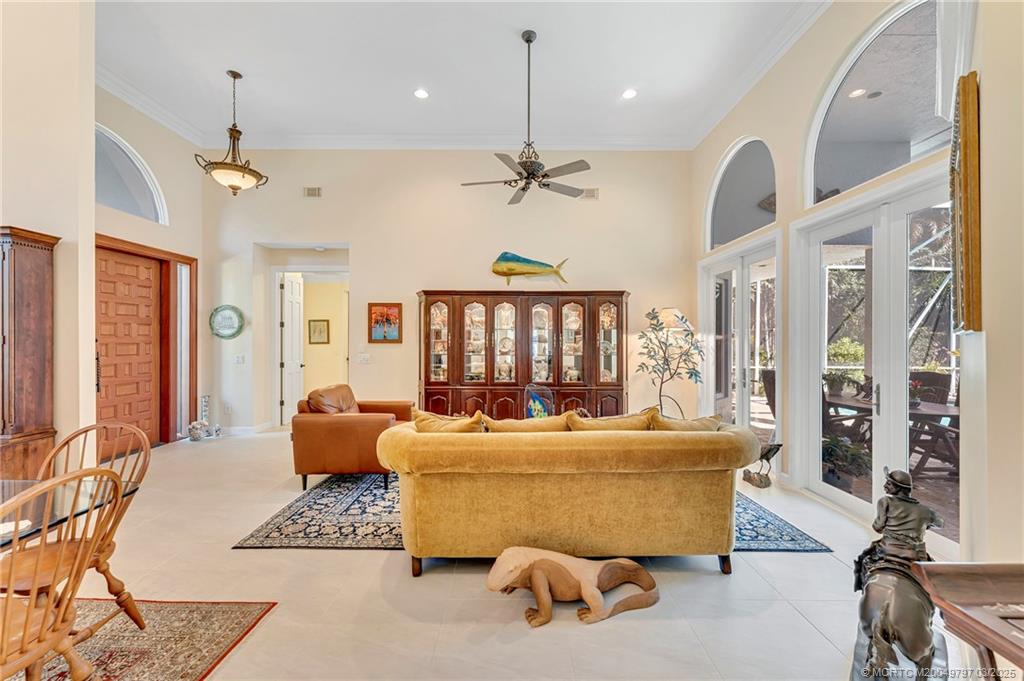 158 S River Road