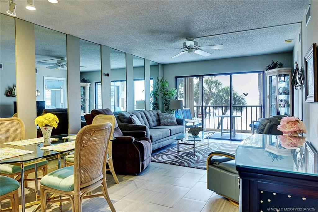 4490 NE Sandpebble Trace 302