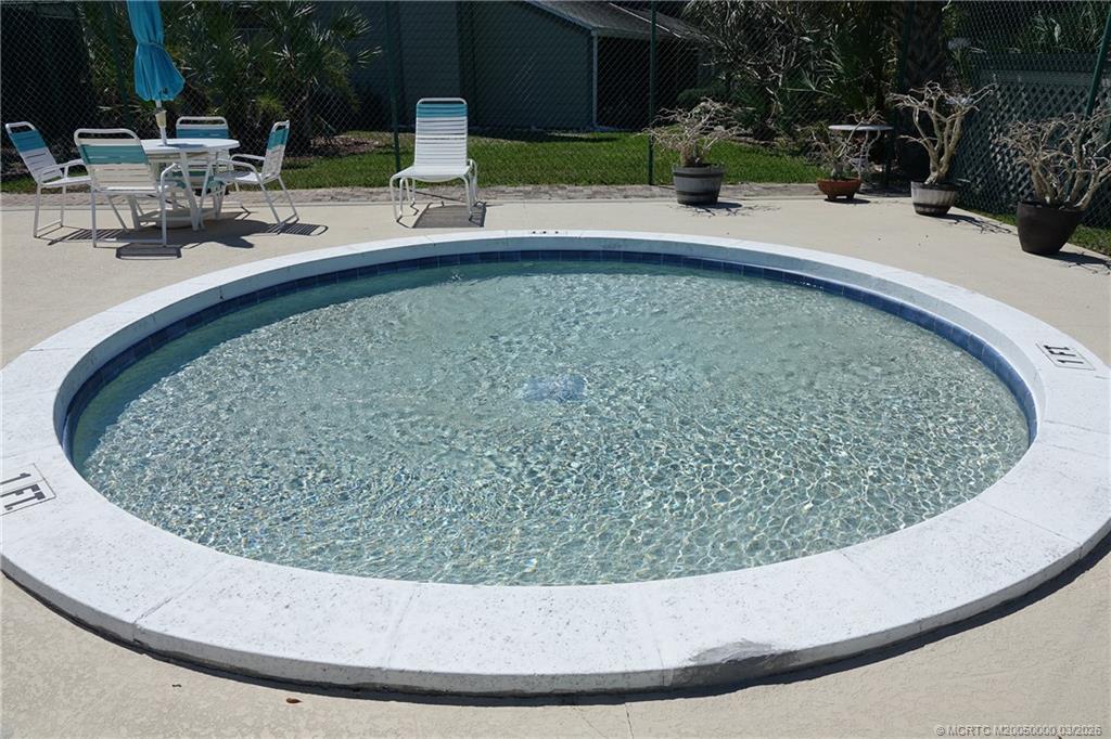 650 NE Wax Myrtle Way