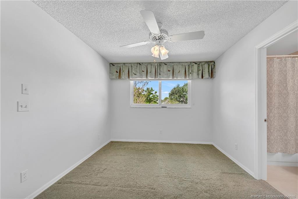 650 NE Wax Myrtle Way