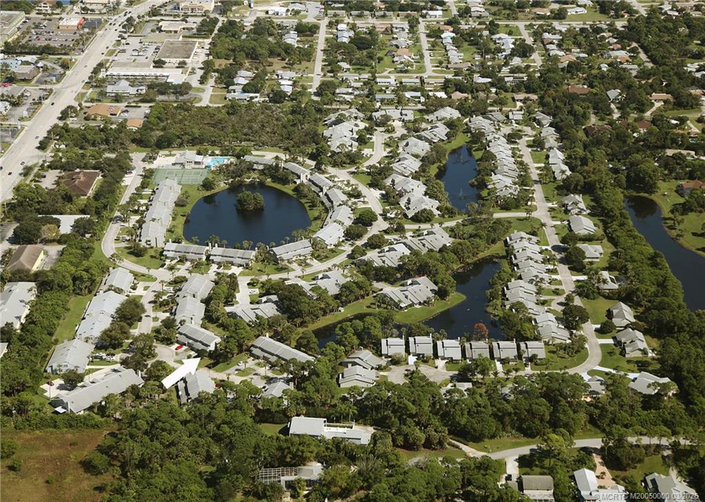 650 NE Wax Myrtle Way