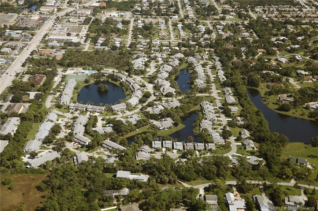 650 NE Wax Myrtle Way