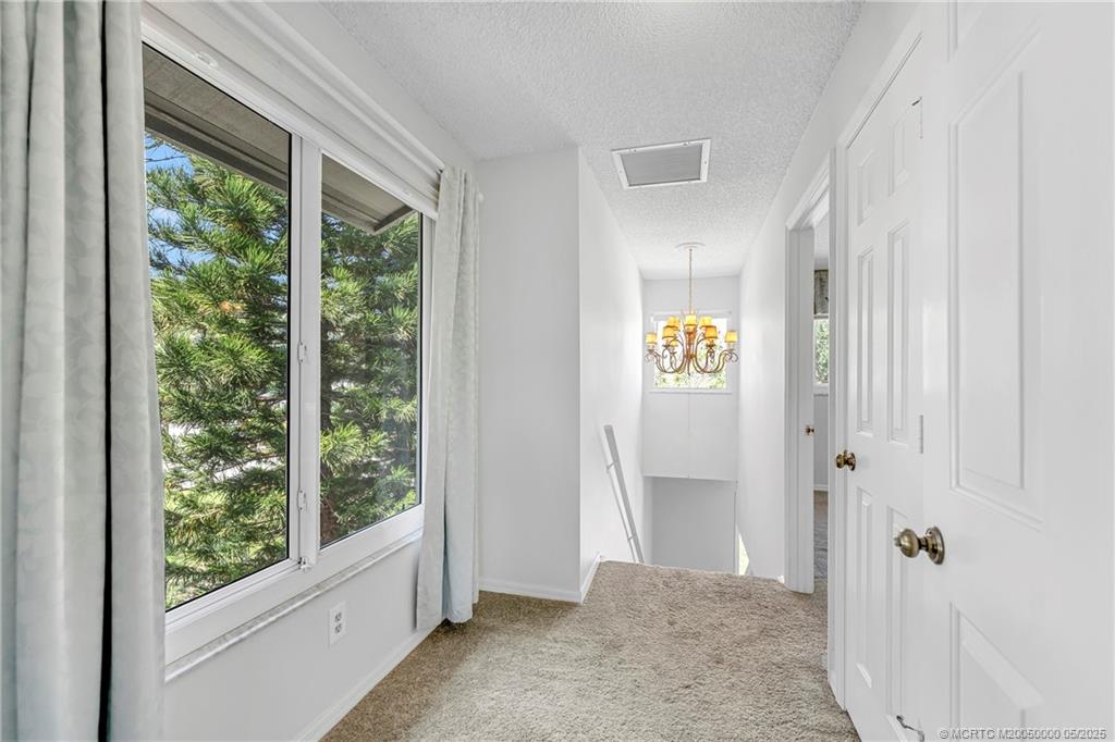 650 NE Wax Myrtle Way