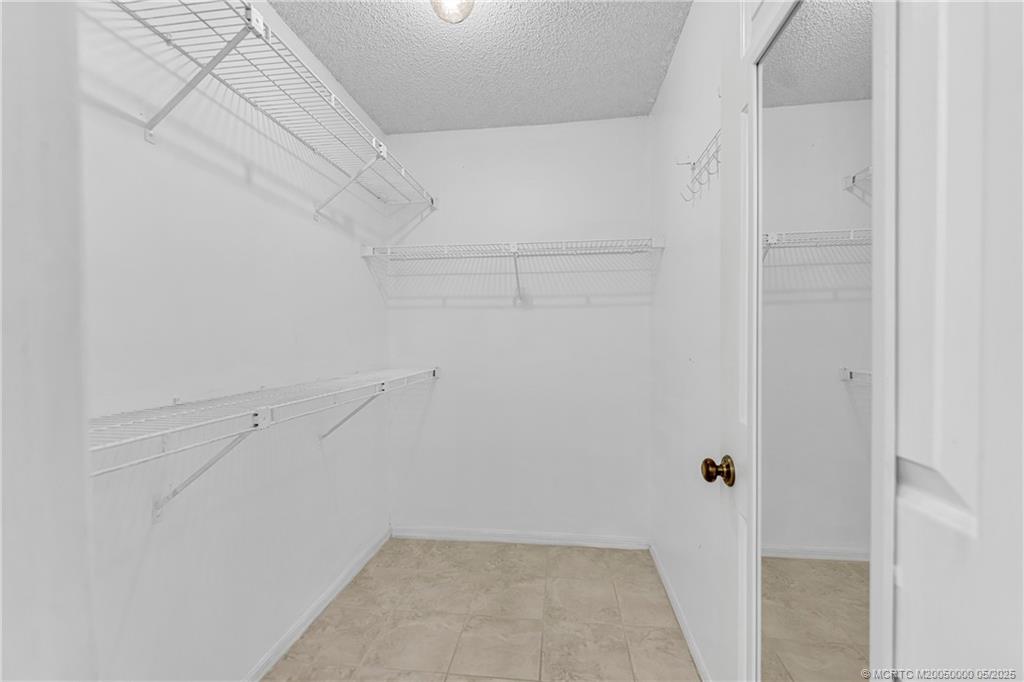 650 NE Wax Myrtle Way