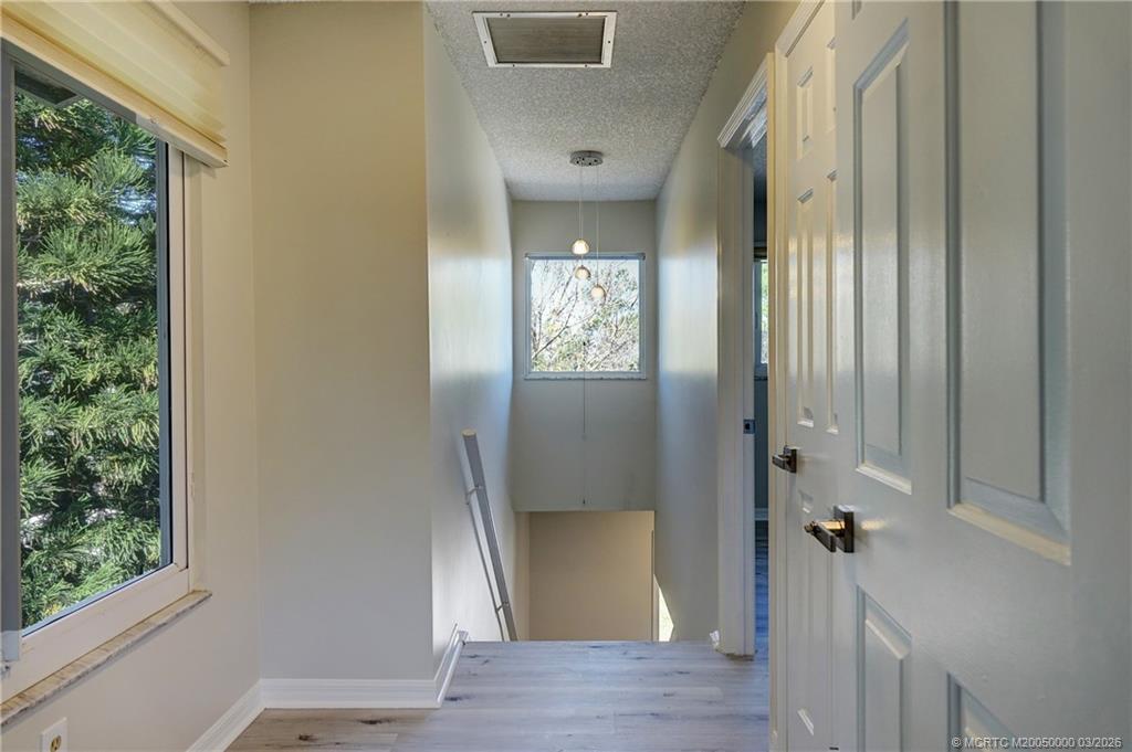 650 NE Wax Myrtle Way