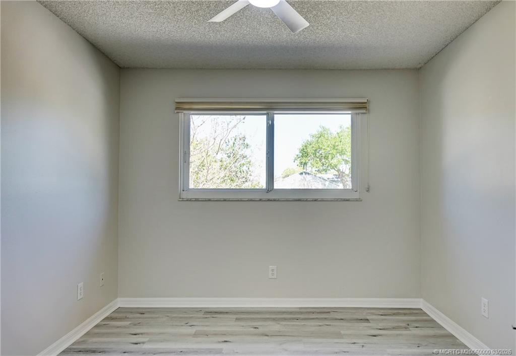 650 NE Wax Myrtle Way