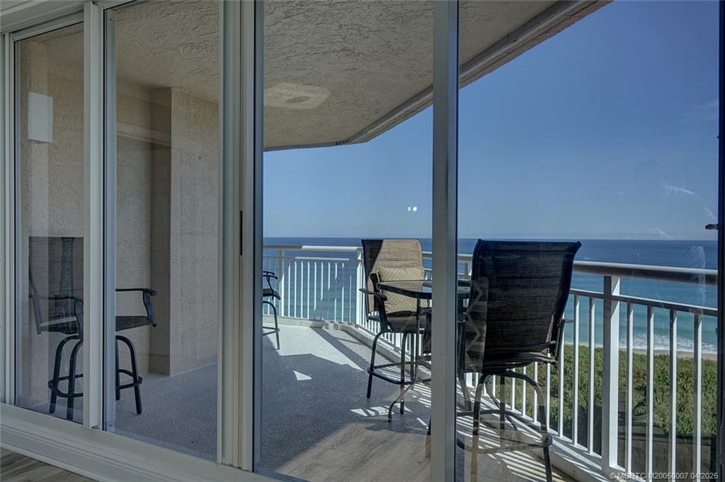 3880 N Highway A1a 905